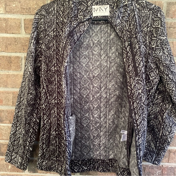 Andrew Marc Black and White SweaterJacket - Picture 6 of 7